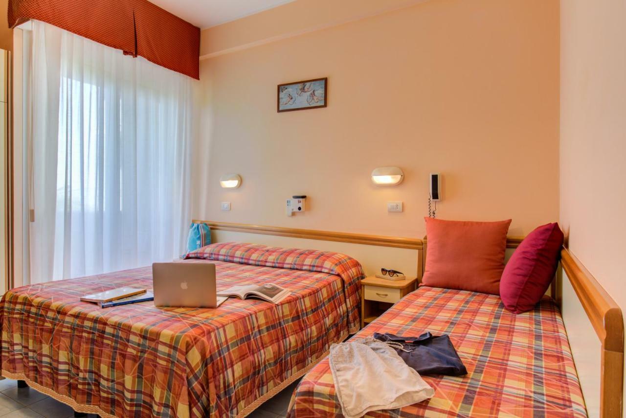 Hotel Nevada Bellaria-Igea Marina Exterior foto