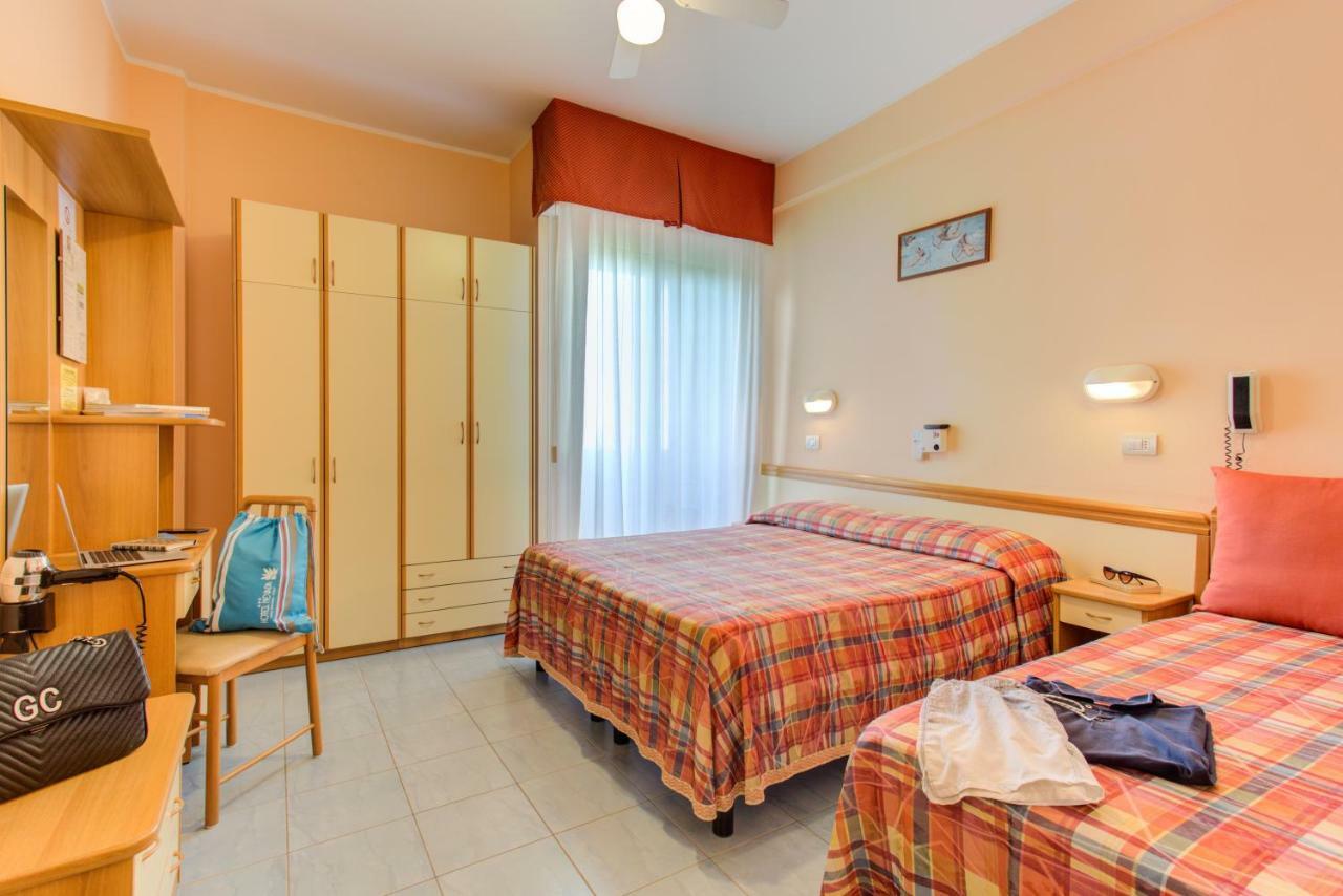 Hotel Nevada Bellaria-Igea Marina Exterior foto